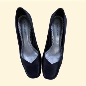 Naturalizer Black Women's Leather Heals